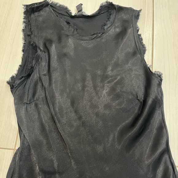 Venti6 Silk Raw Edge Tank - Picture 6 of 9